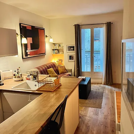 Joyau Au Coeur De La Vieille De Bonifacio (Corsica)